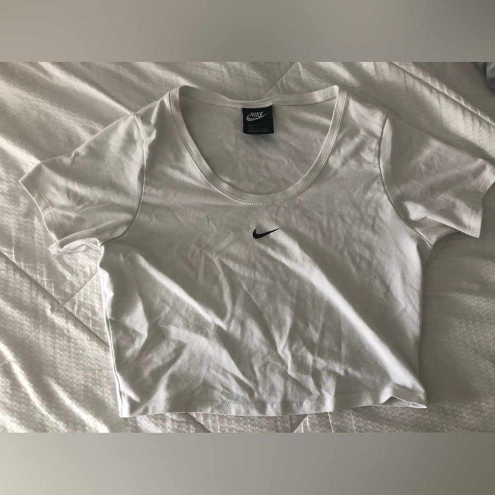 Nike Crop Top
